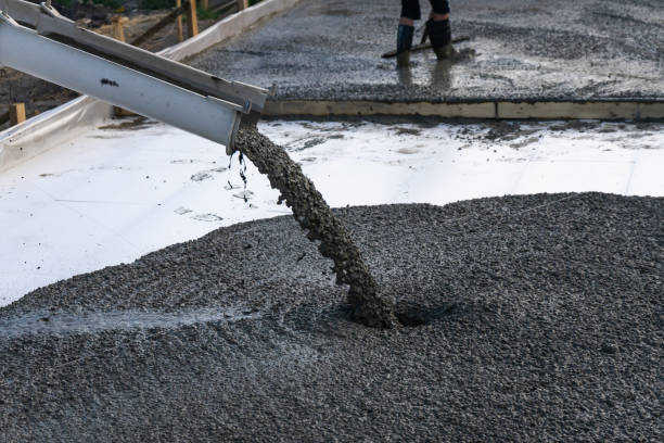 Best Best Concrete Contractor  in Renova, MS